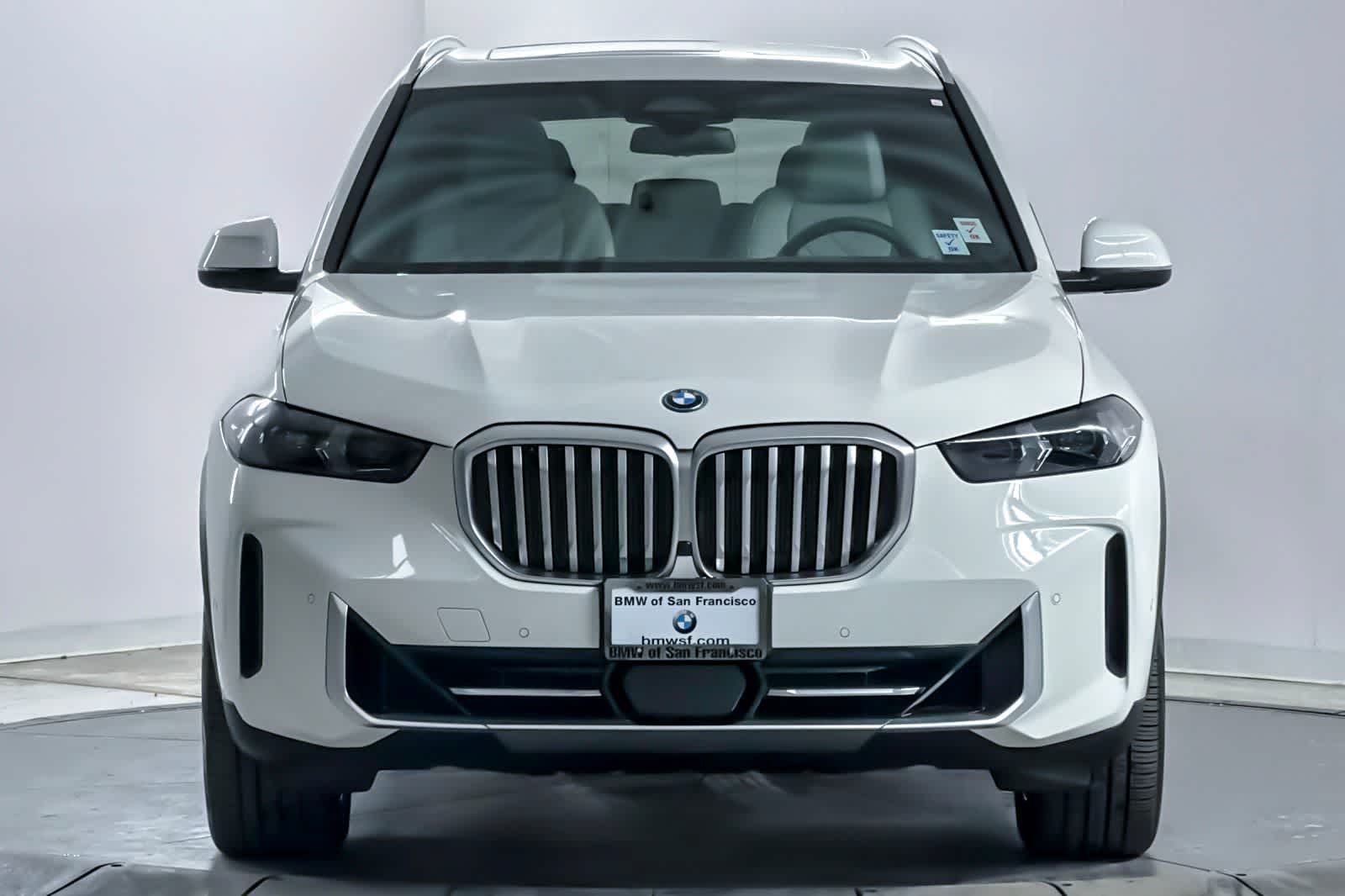 Thumbnail: 2024 BMW X5 - 10