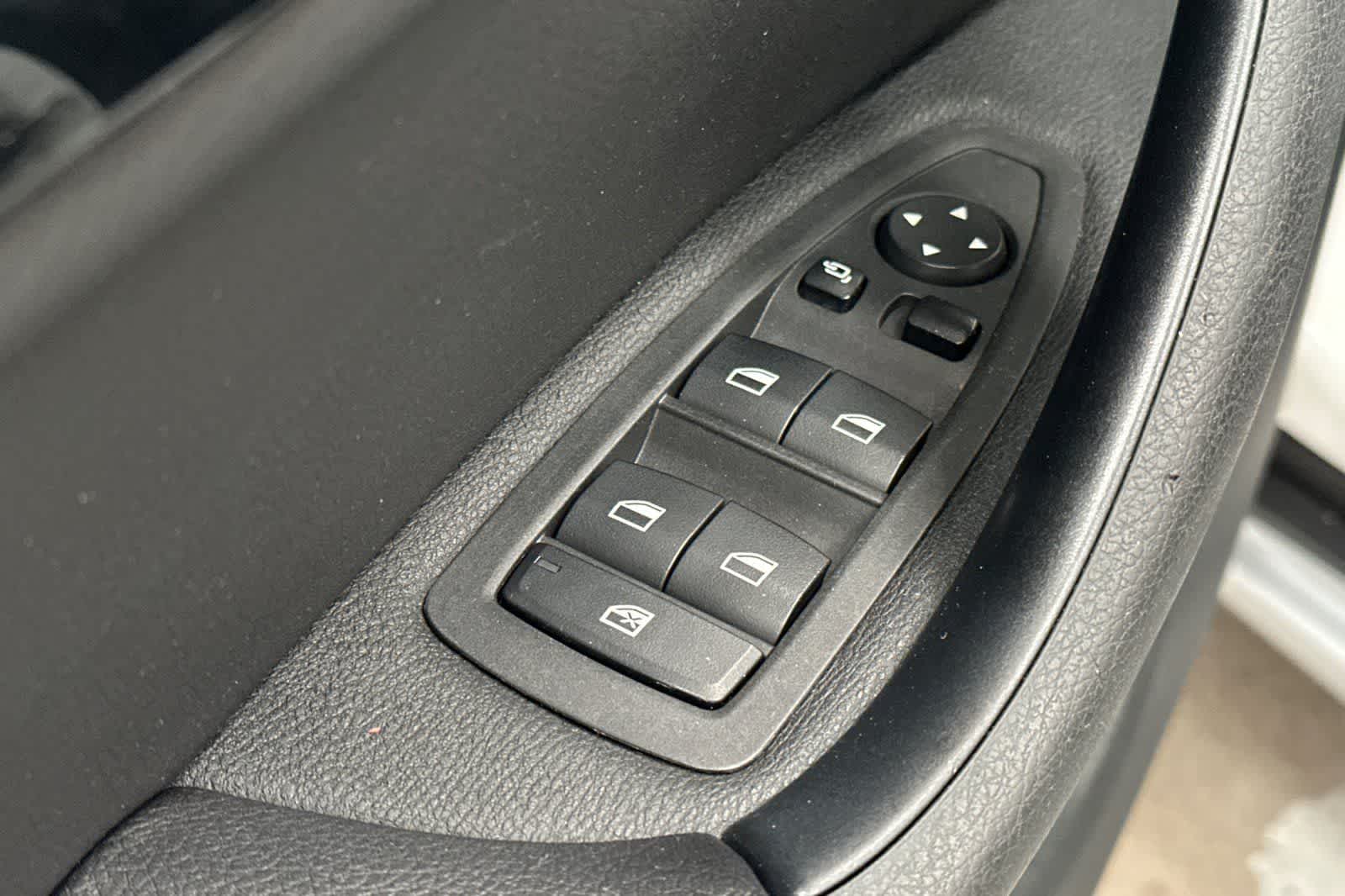 Thumbnail: 2018 BMW X1 - 13