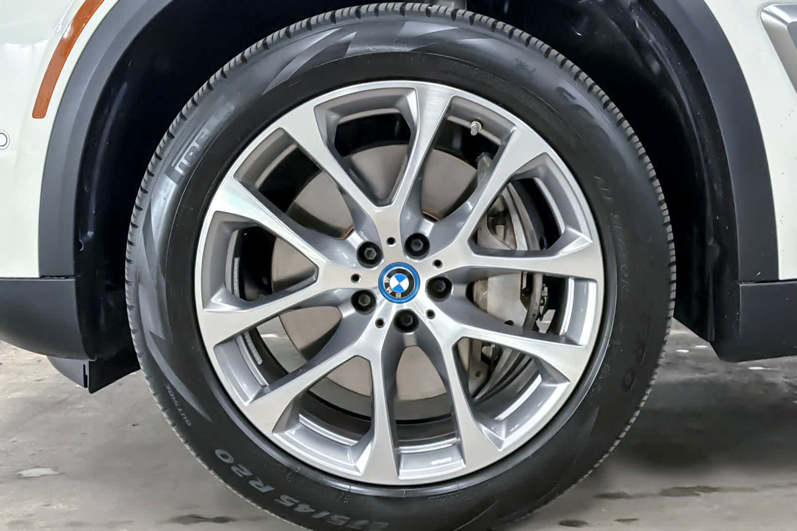 Thumbnail: 2024 BMW X5 - 27