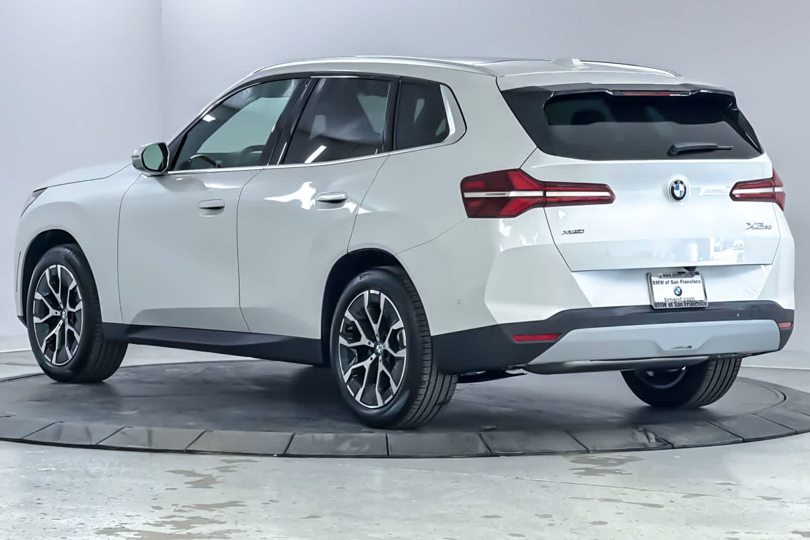 Thumbnail: 2026 BMW X3 - 6