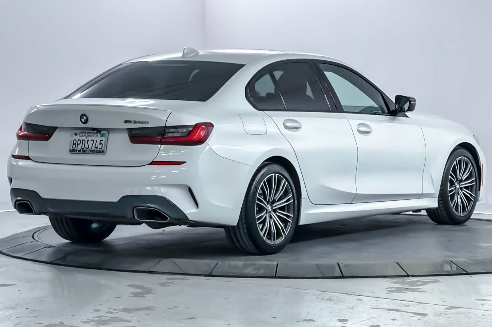Thumbnail: 2020 BMW 3 Series - 2