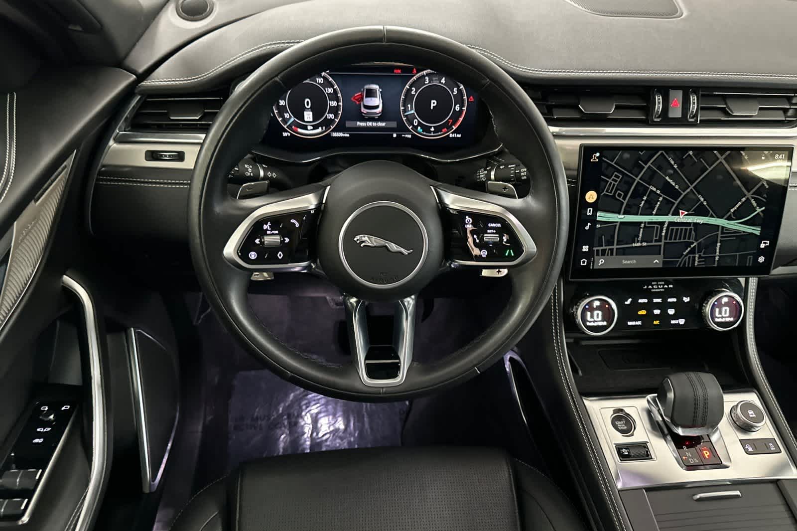 Thumbnail: 2025 Jaguar F-Pace - 14
