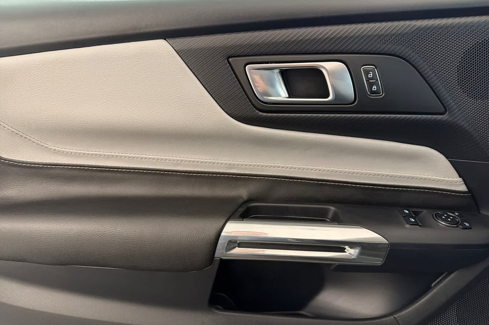 Thumbnail: 2024 Ford Mustang - 12