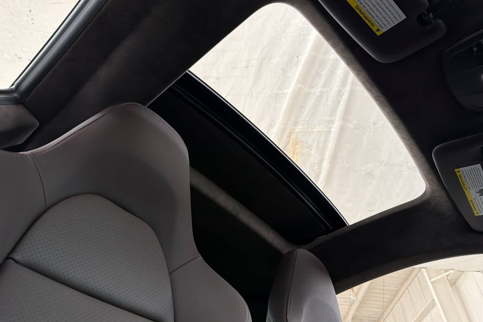 Thumbnail: 2014 Porsche 911 - 16