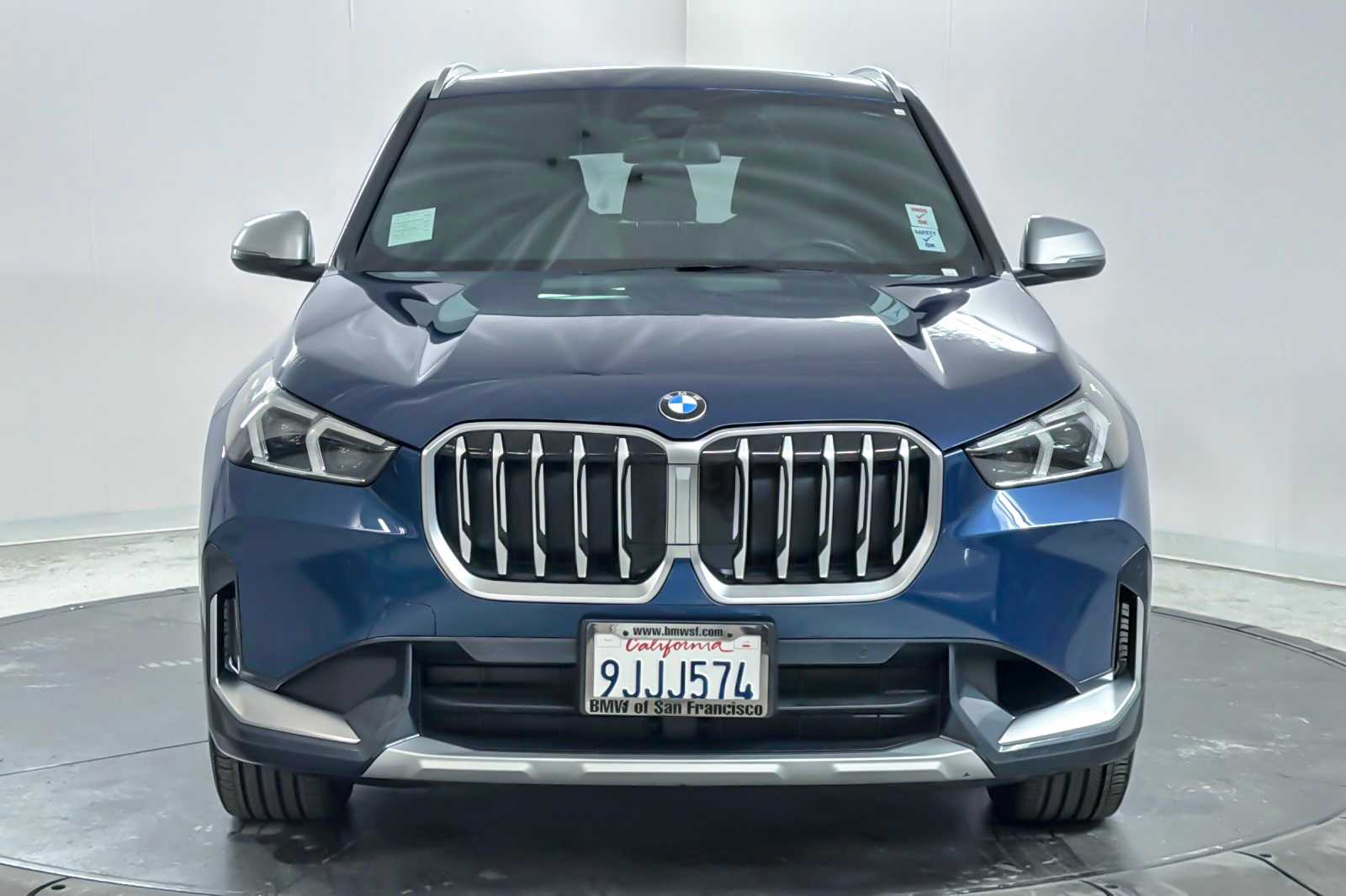 Thumbnail: 2023 BMW X1 - 10