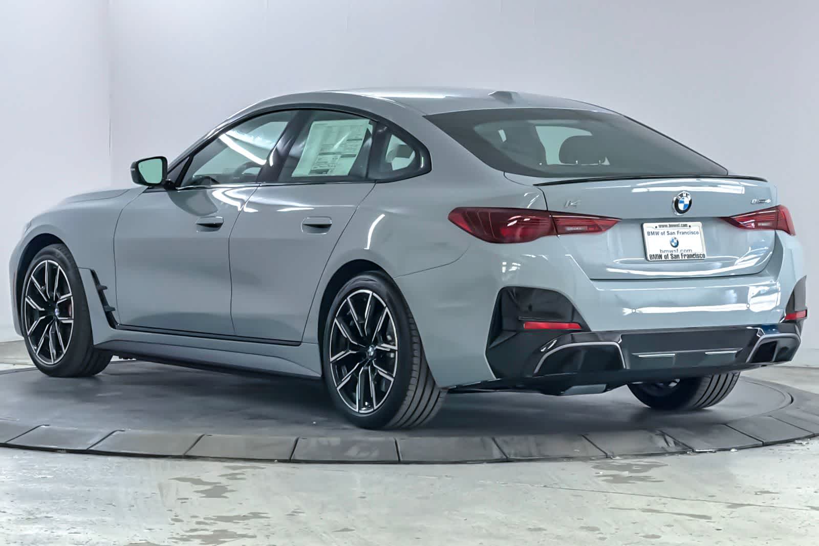 Thumbnail: 2026 BMW i4 - 6