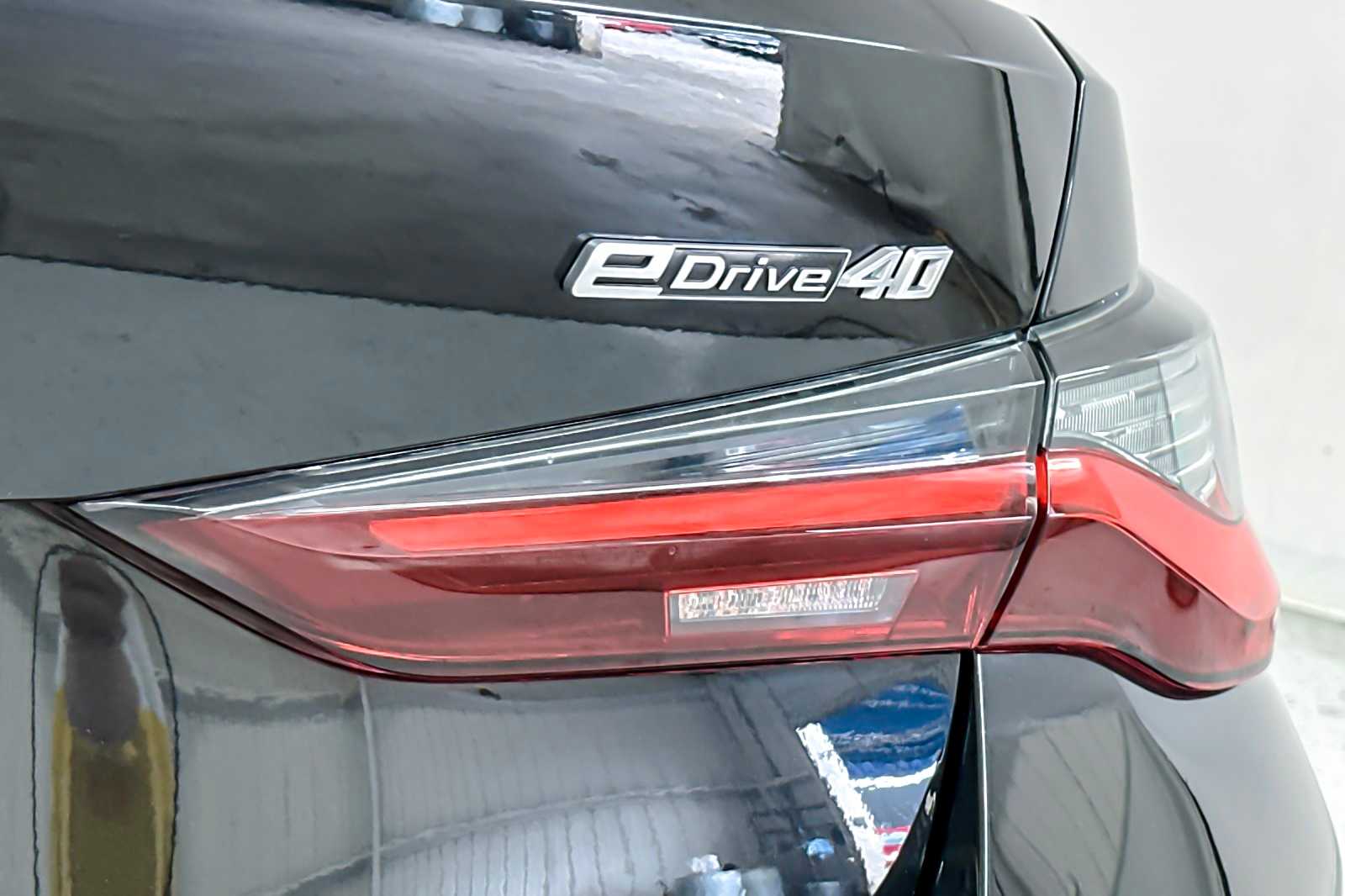 Thumbnail: 2023 BMW i4 - 27