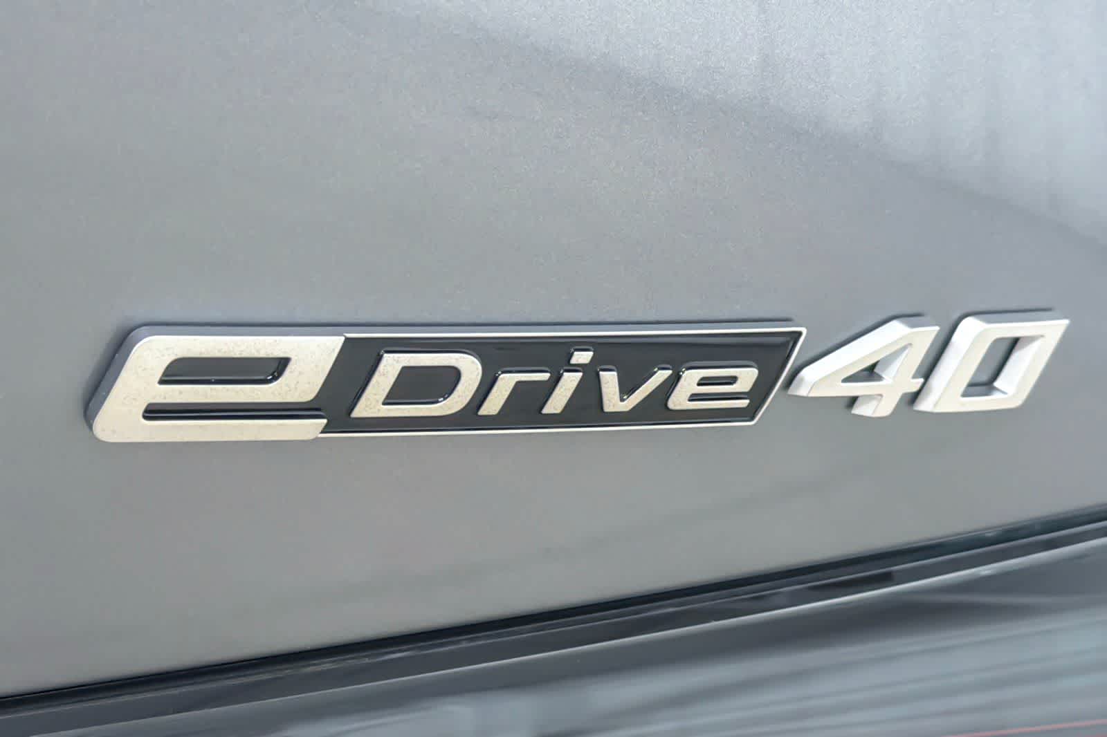 Thumbnail: 2026 BMW i4 - 25