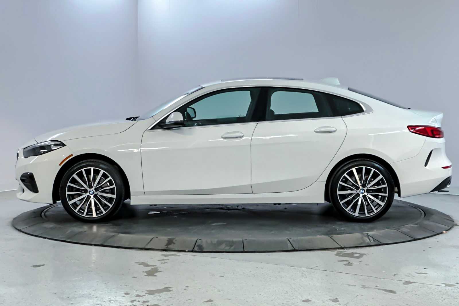 Thumbnail: 2024 BMW 2 Series - 5