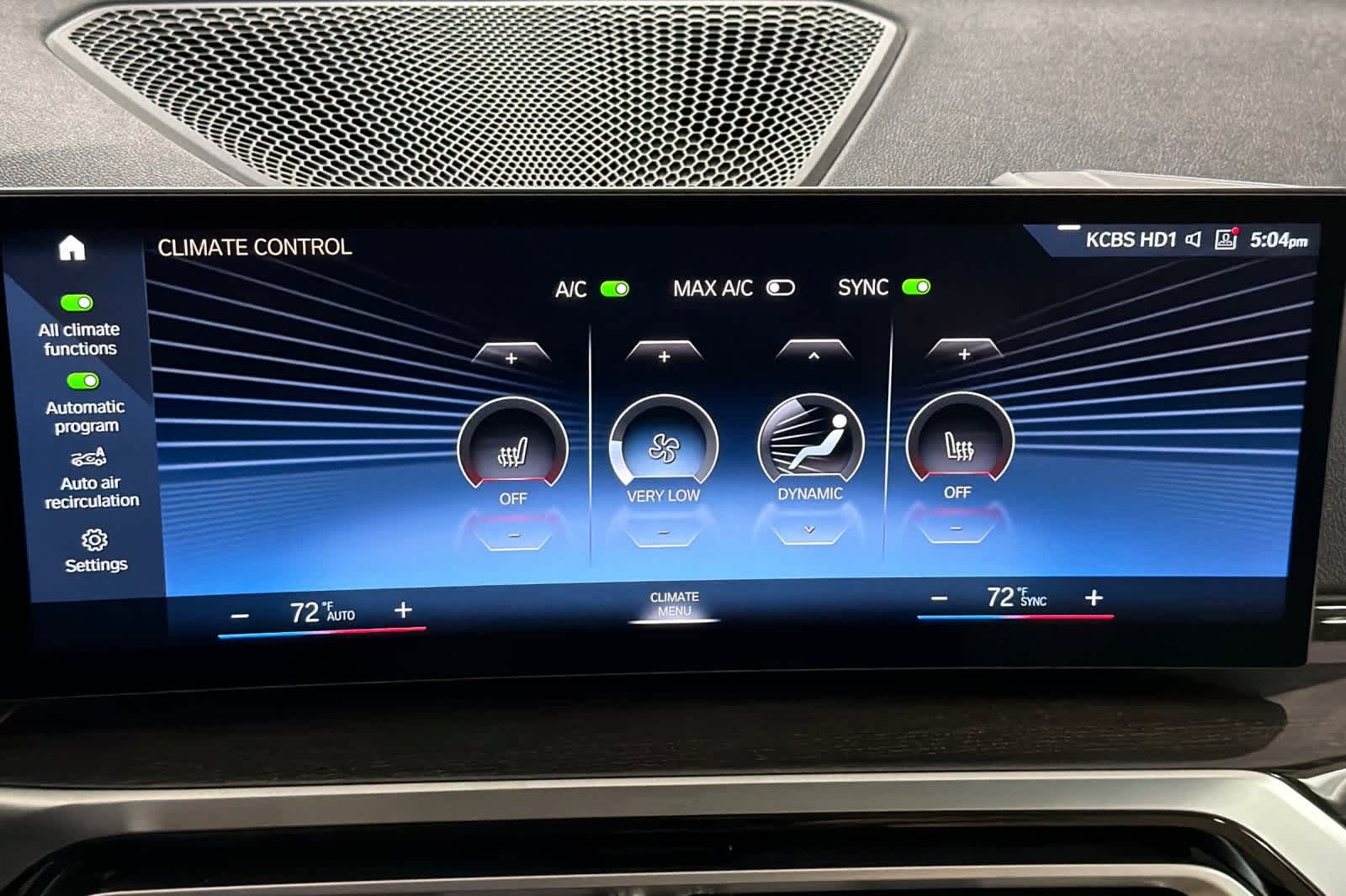 Thumbnail: 2023 BMW i4 - 20