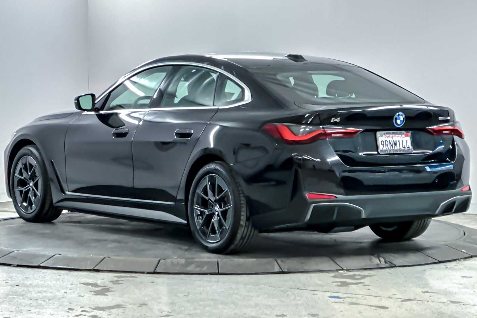 Thumbnail: 2025 BMW i4 - 6