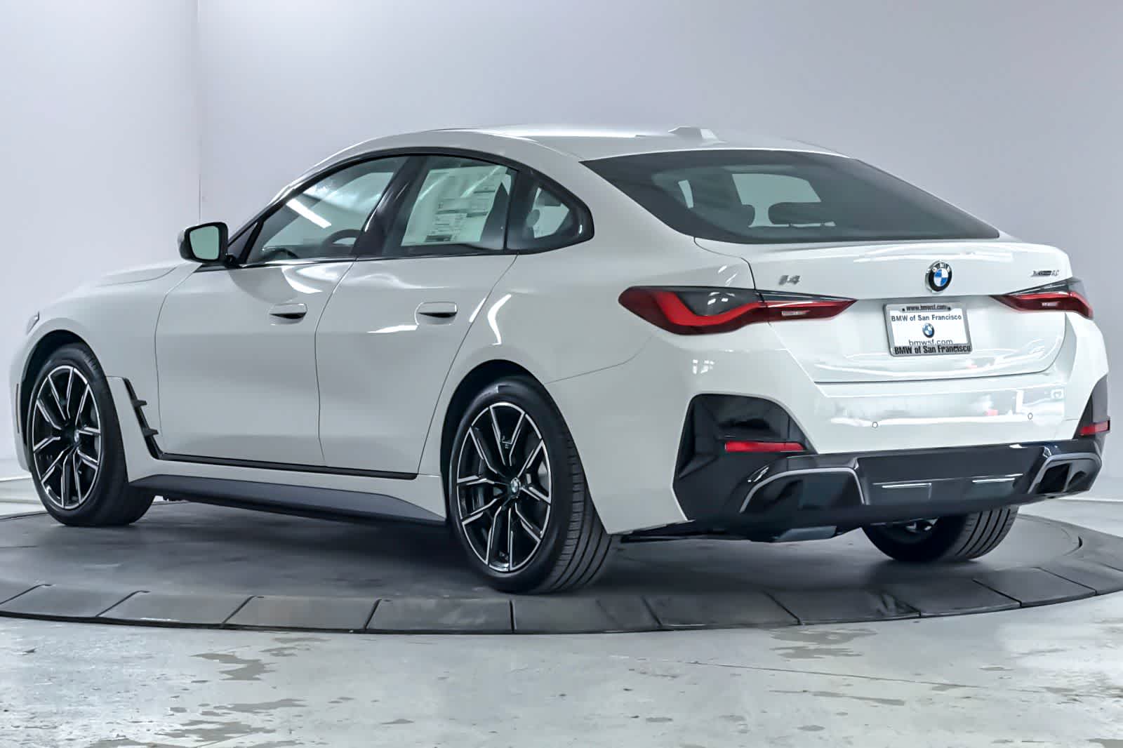 Thumbnail: 2026 BMW i4 - 6