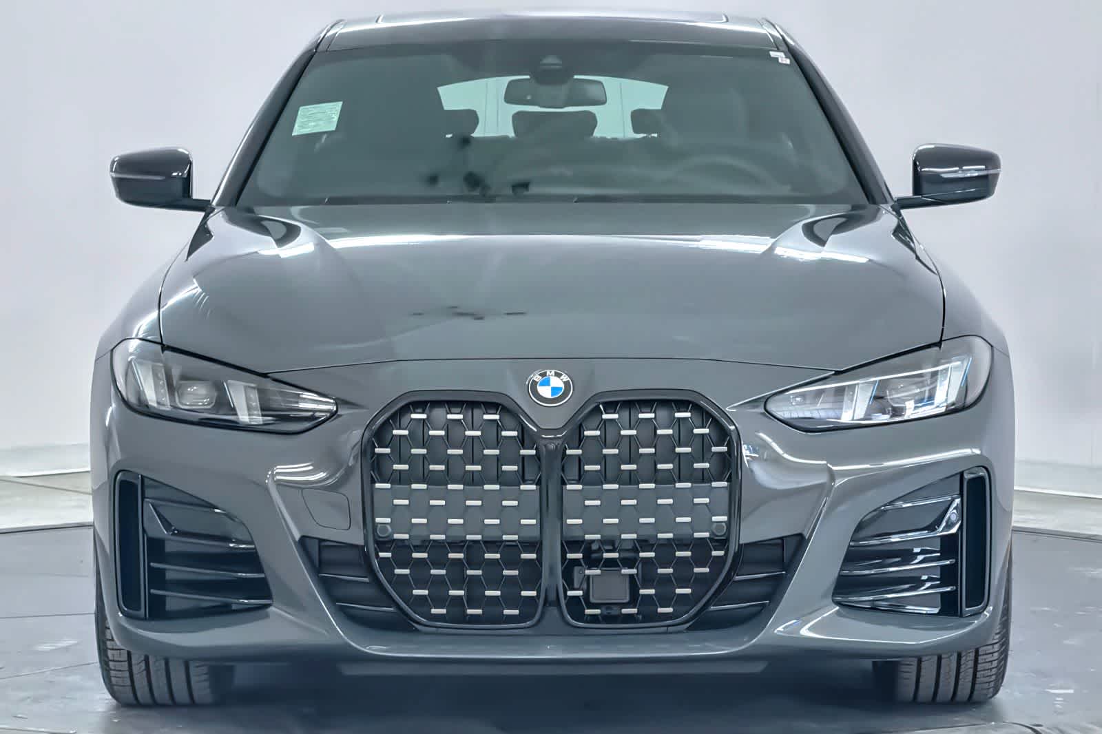Thumbnail: 2026 BMW 4 Series - 10