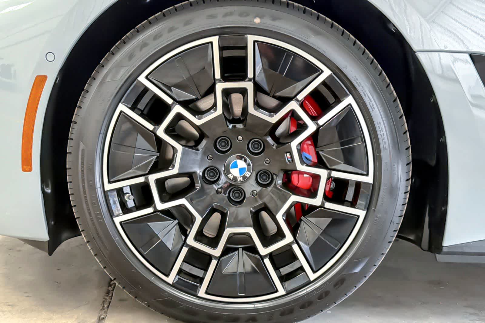Thumbnail: 2026 BMW i4 - 24