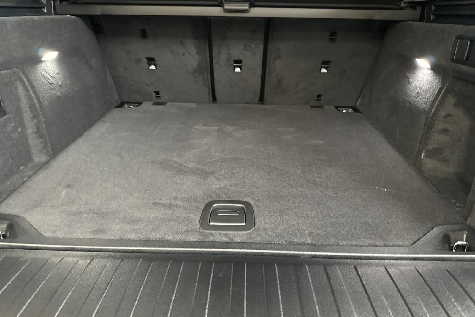 Thumbnail: 2026 BMW X5 - 15