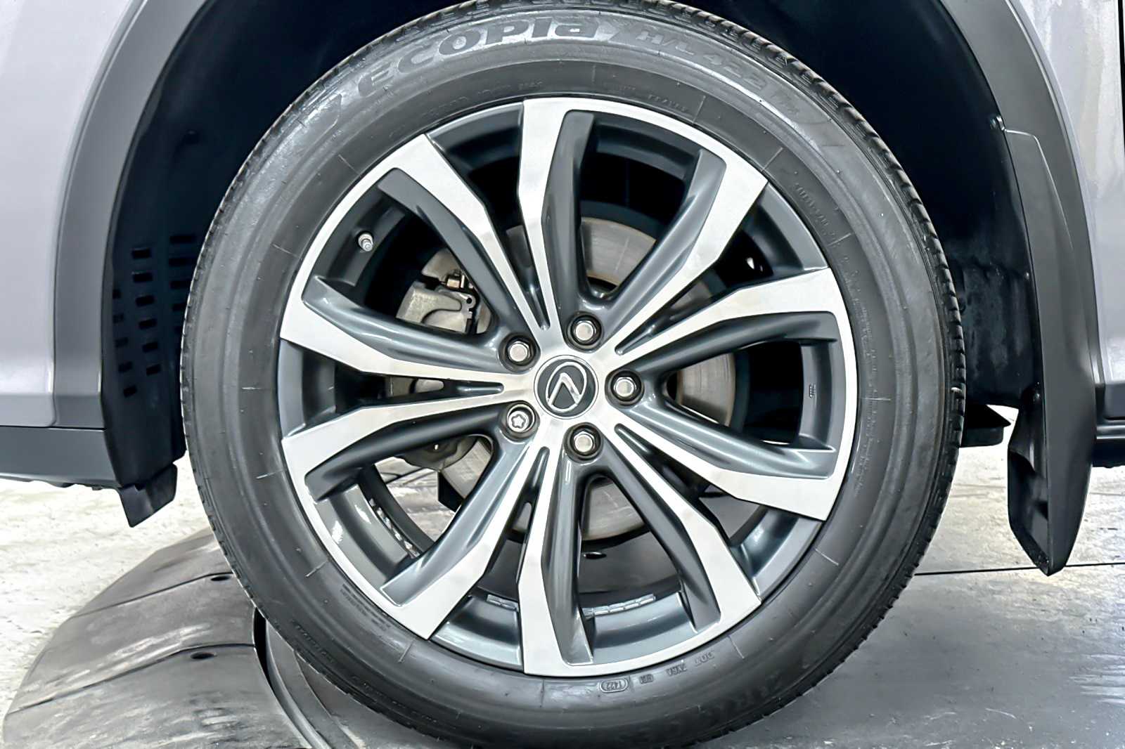 Thumbnail: 2018 Lexus RX - 27