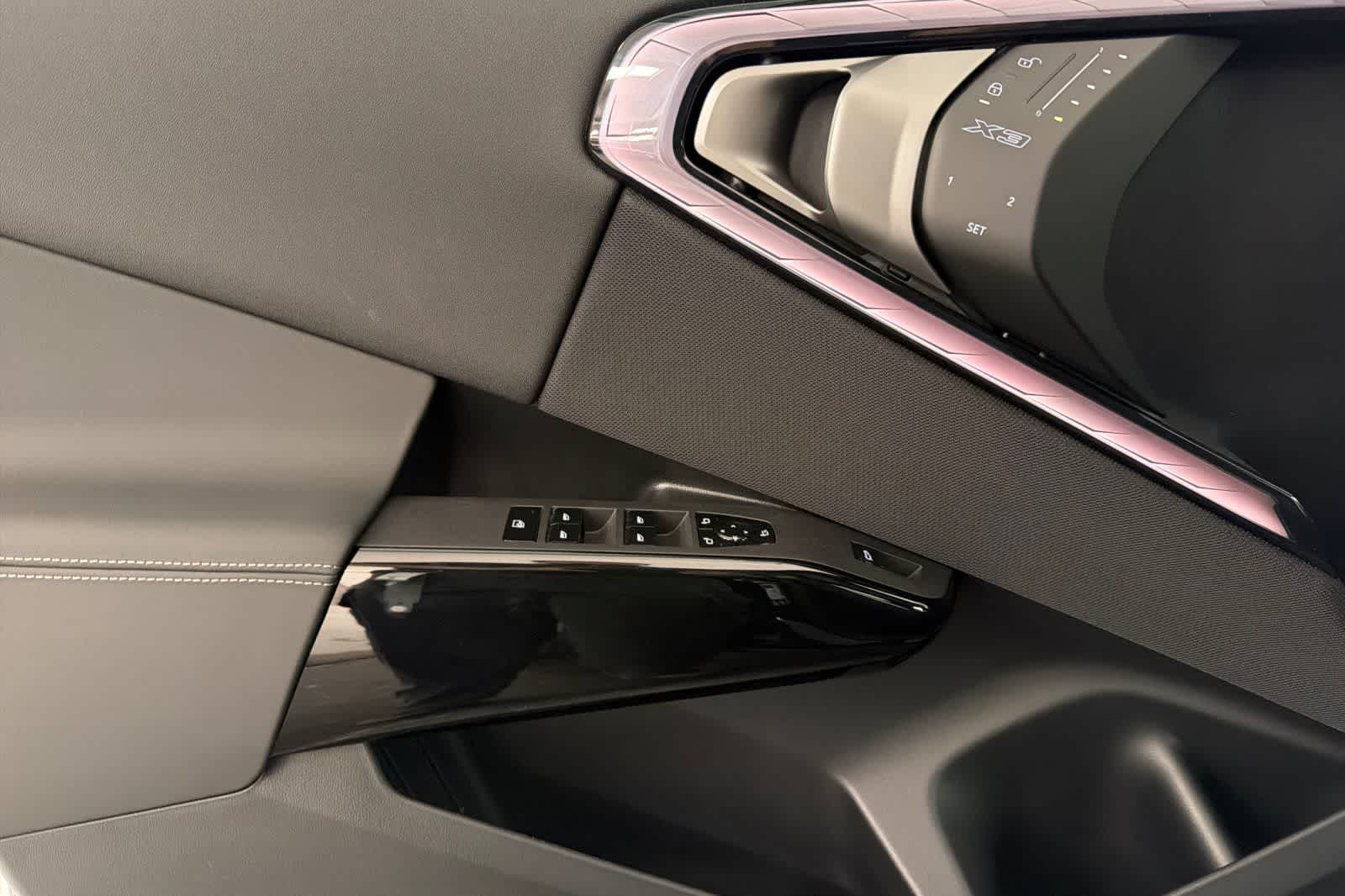 Thumbnail: 2026 BMW X3 - 12