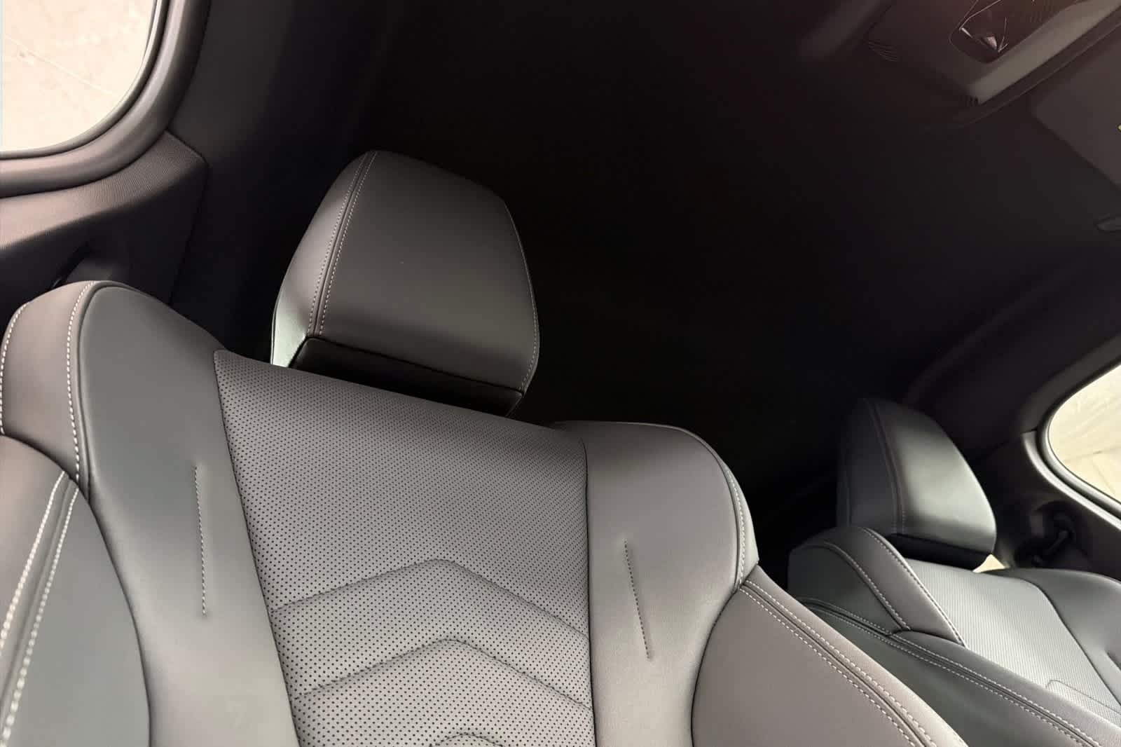 Thumbnail: 2025 BMW 2 Series - 16