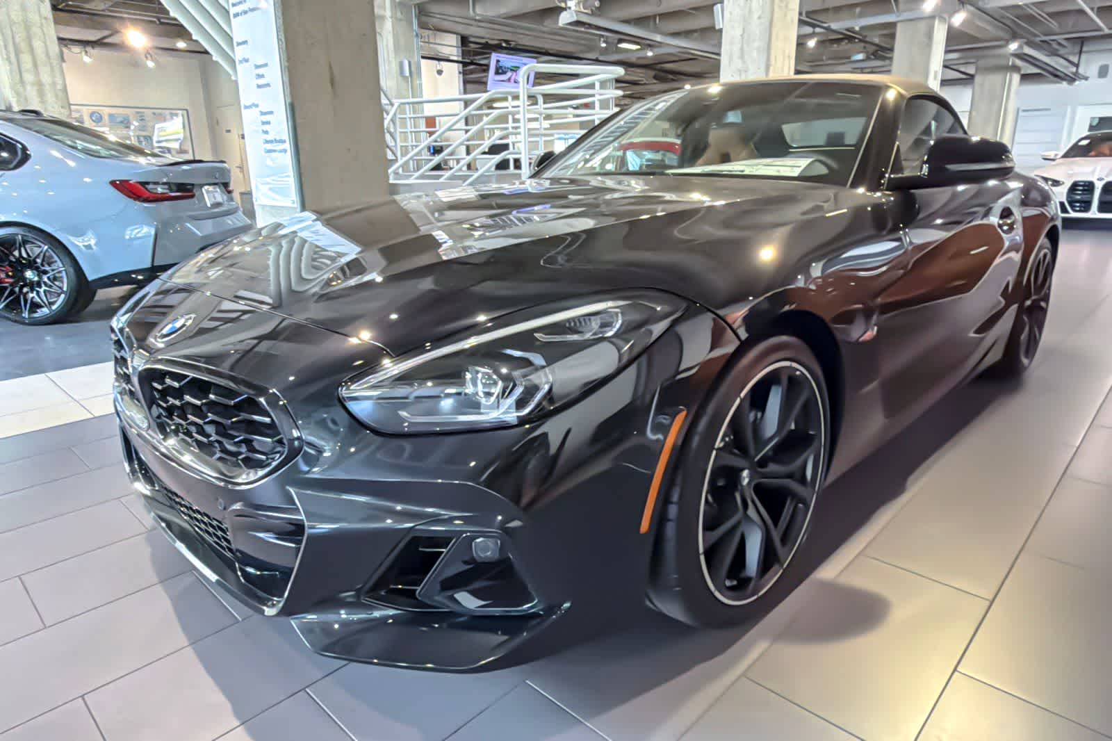 Thumbnail: 2026 BMW Z4 - 9