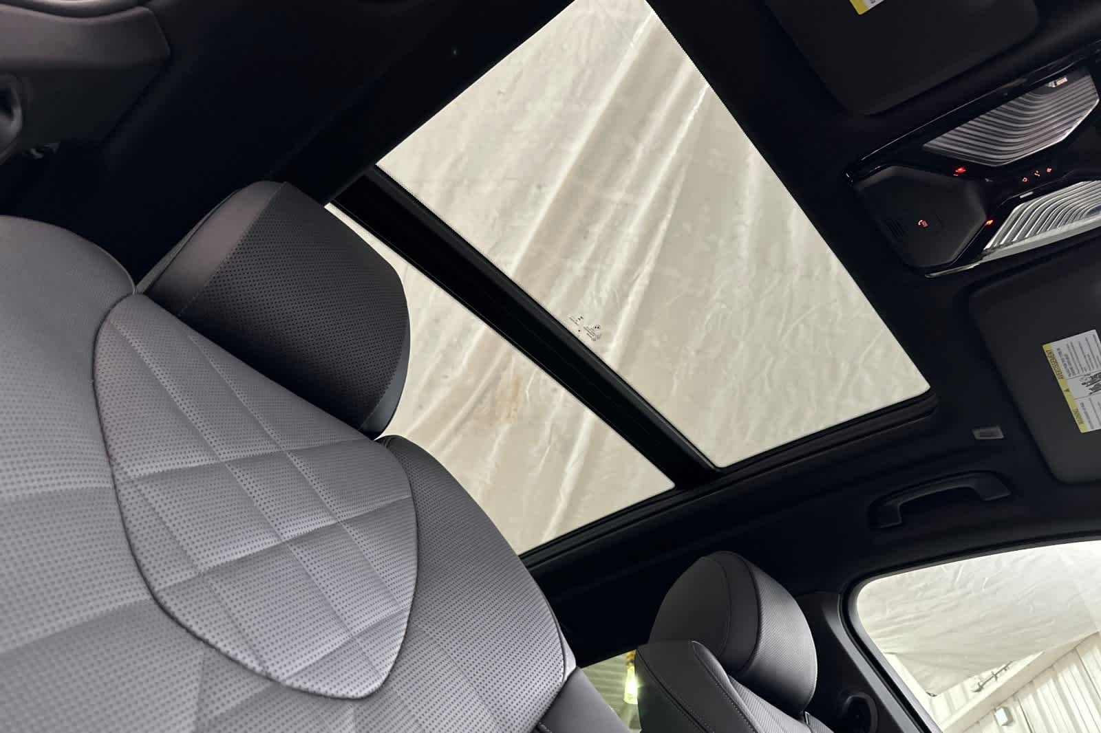 Thumbnail: 2026 BMW X5 - 17