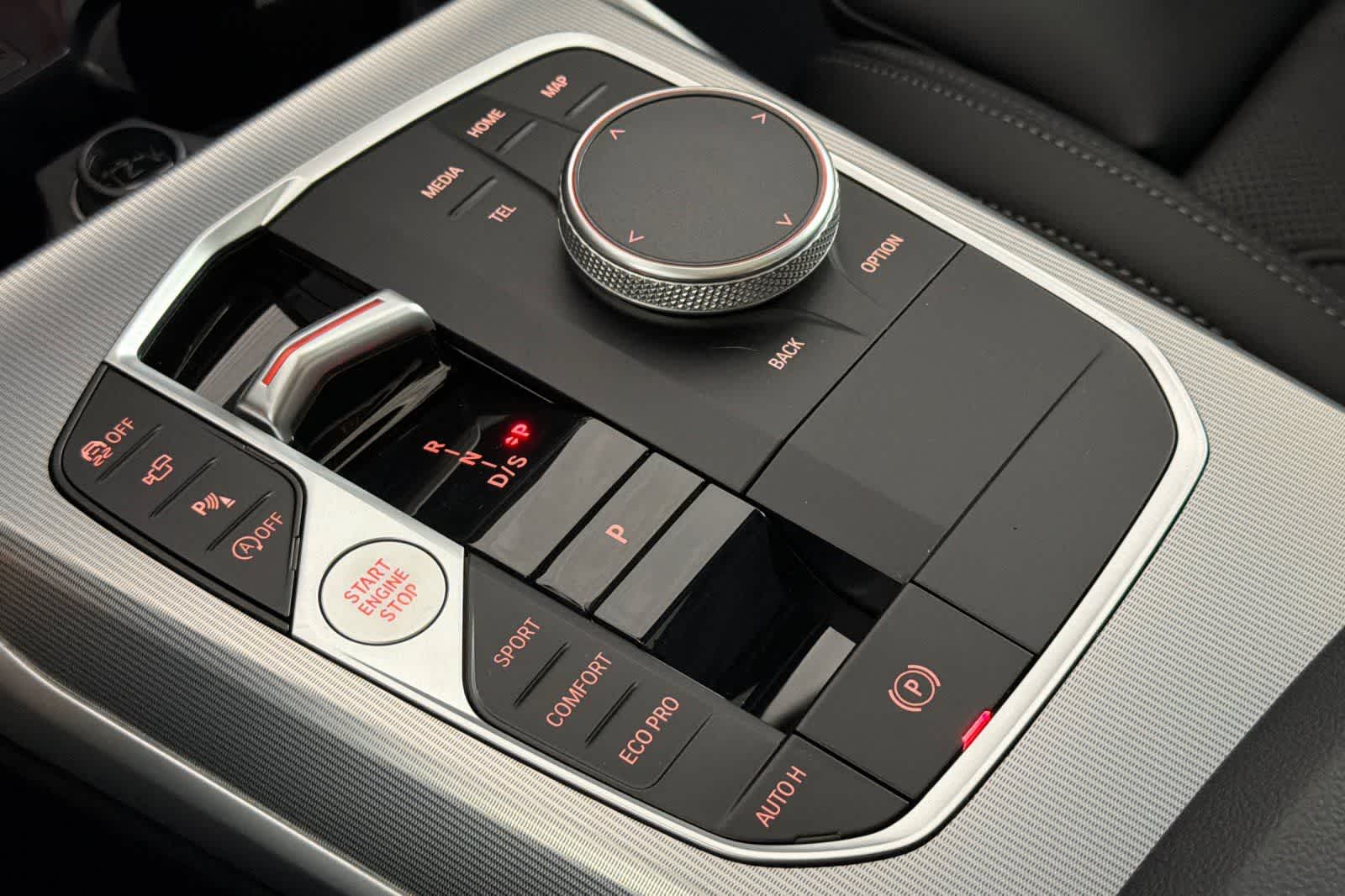 Thumbnail: 2023 BMW 3 Series - 21