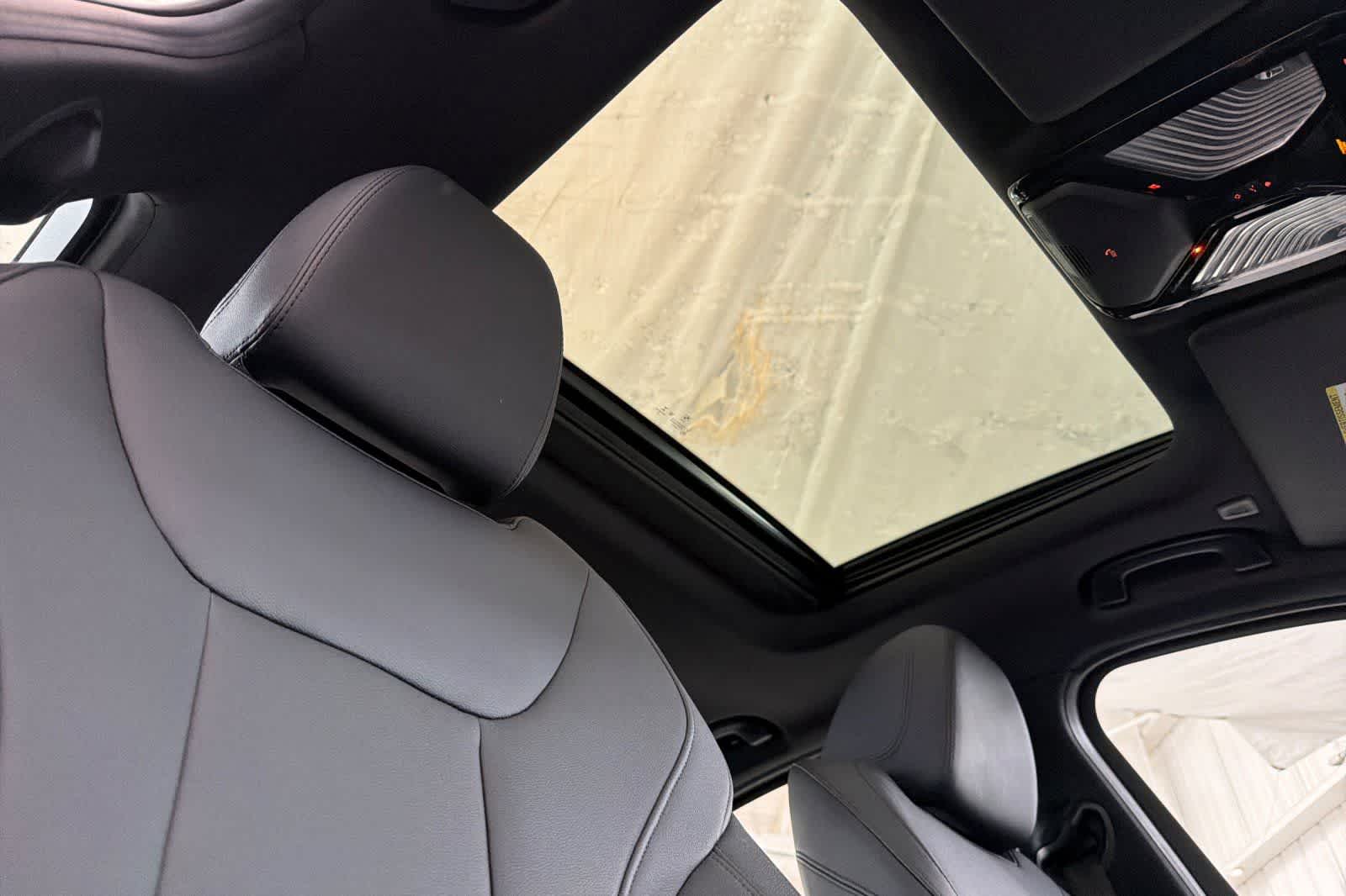 Thumbnail: 2019 BMW 3 Series - 16