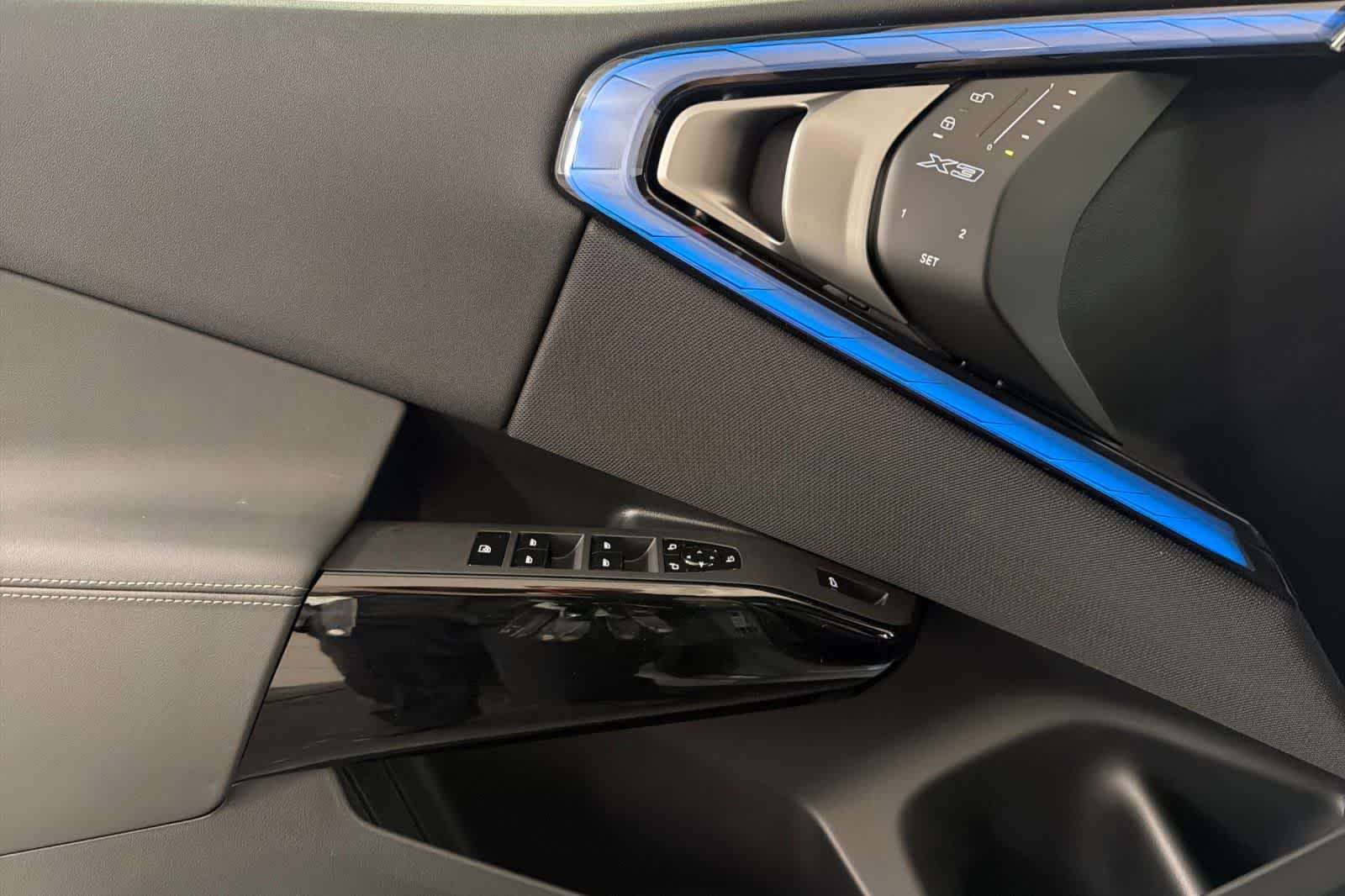 Thumbnail: 2026 BMW X3 - 12