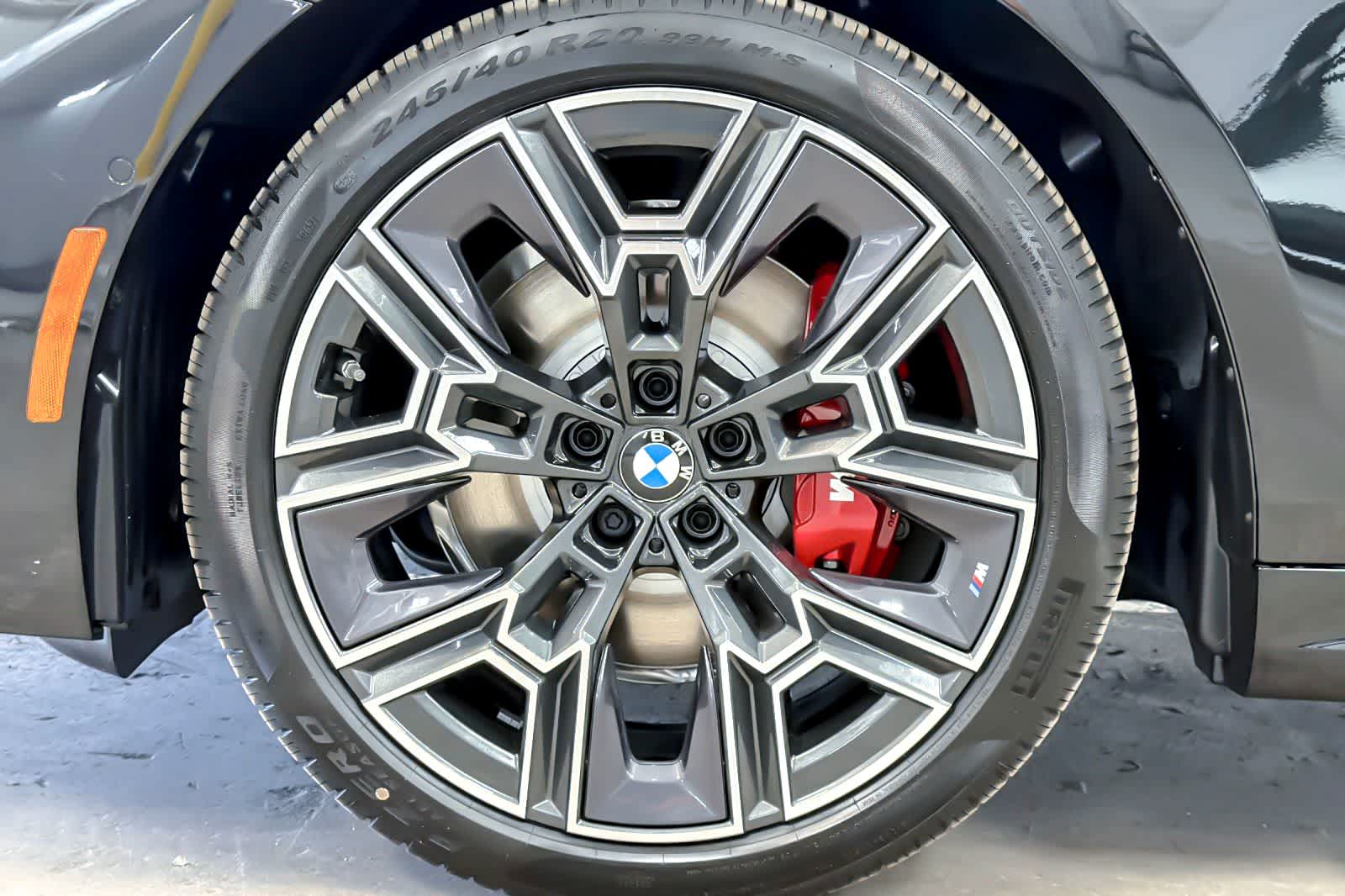 Thumbnail: 2027 BMW 5 Series - 24