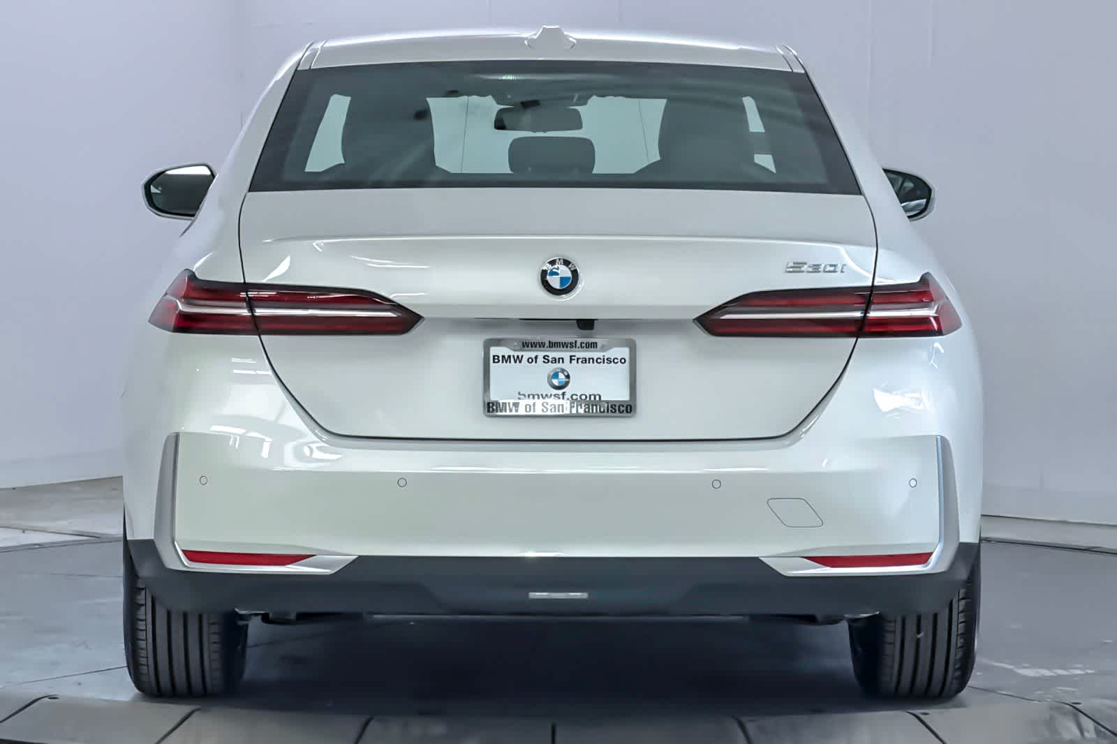 Thumbnail: 2026 BMW 5 Series - 7