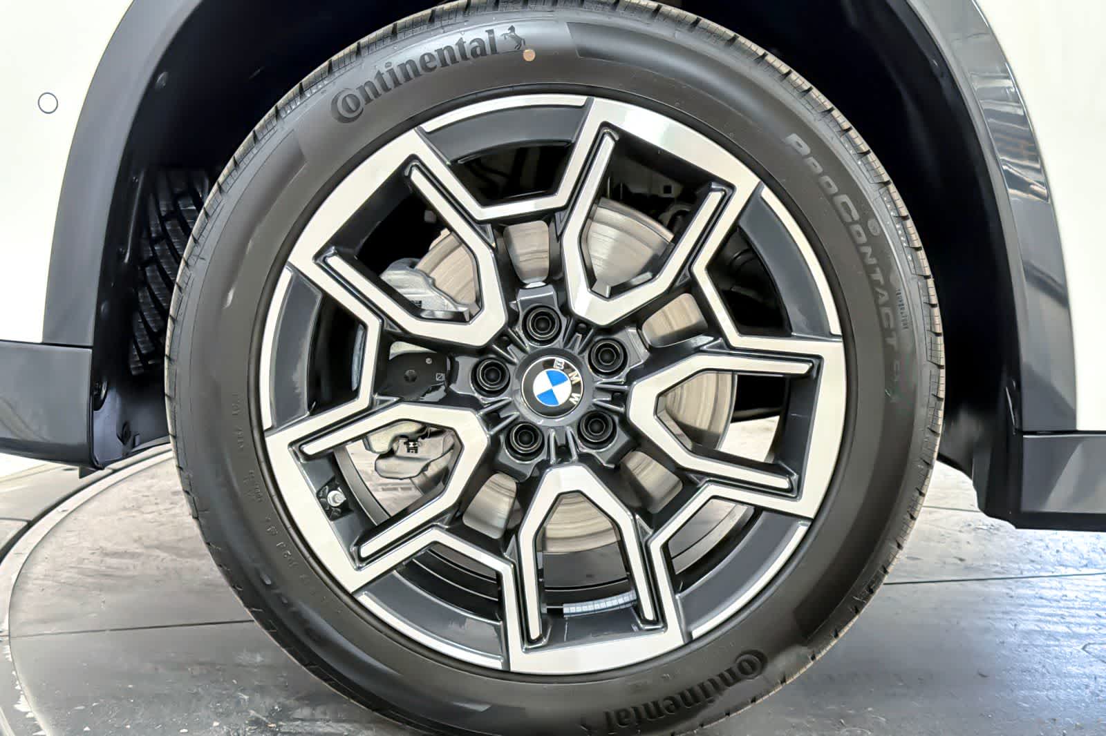Thumbnail: 2026 BMW X1 - 25