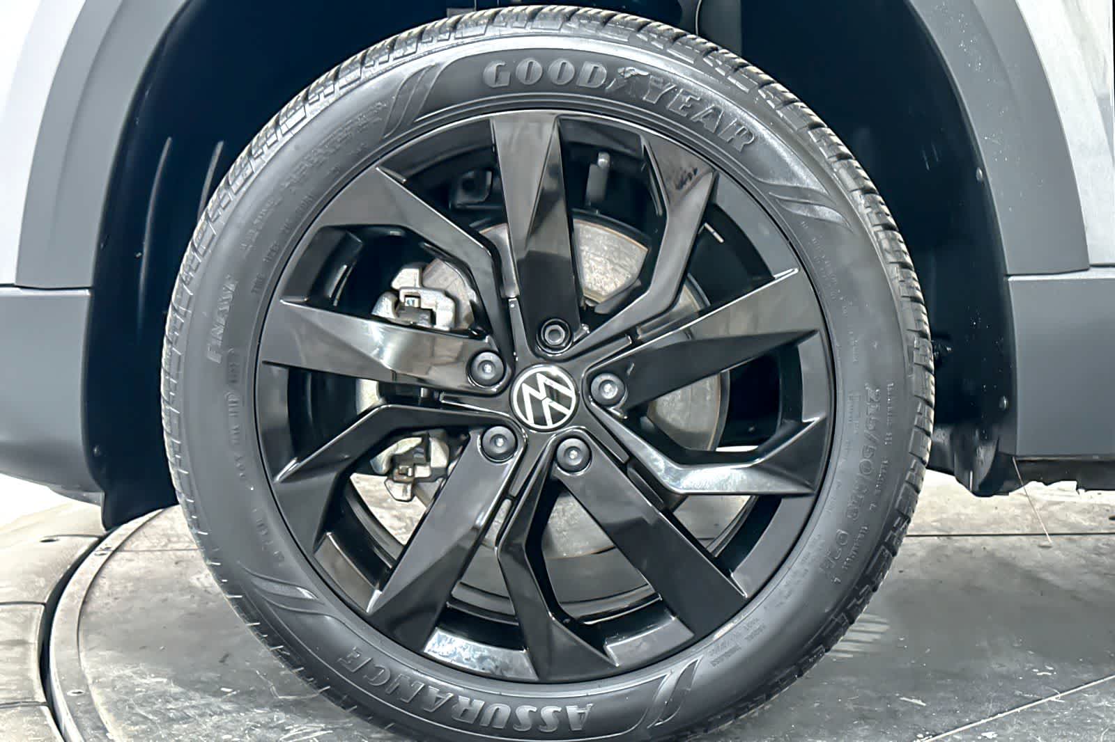 Thumbnail: 2022 Volkswagen Taos - 26