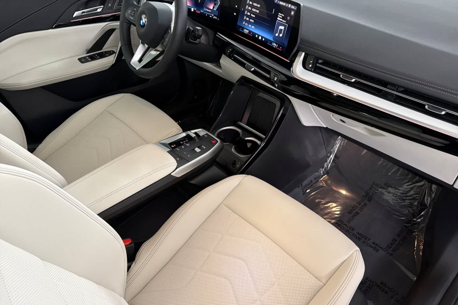 Thumbnail: 2026 BMW X1 - 16