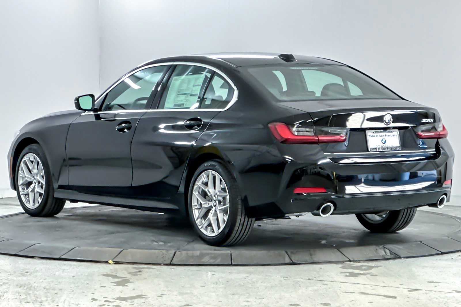 Thumbnail: 2026 BMW 3 Series - 6