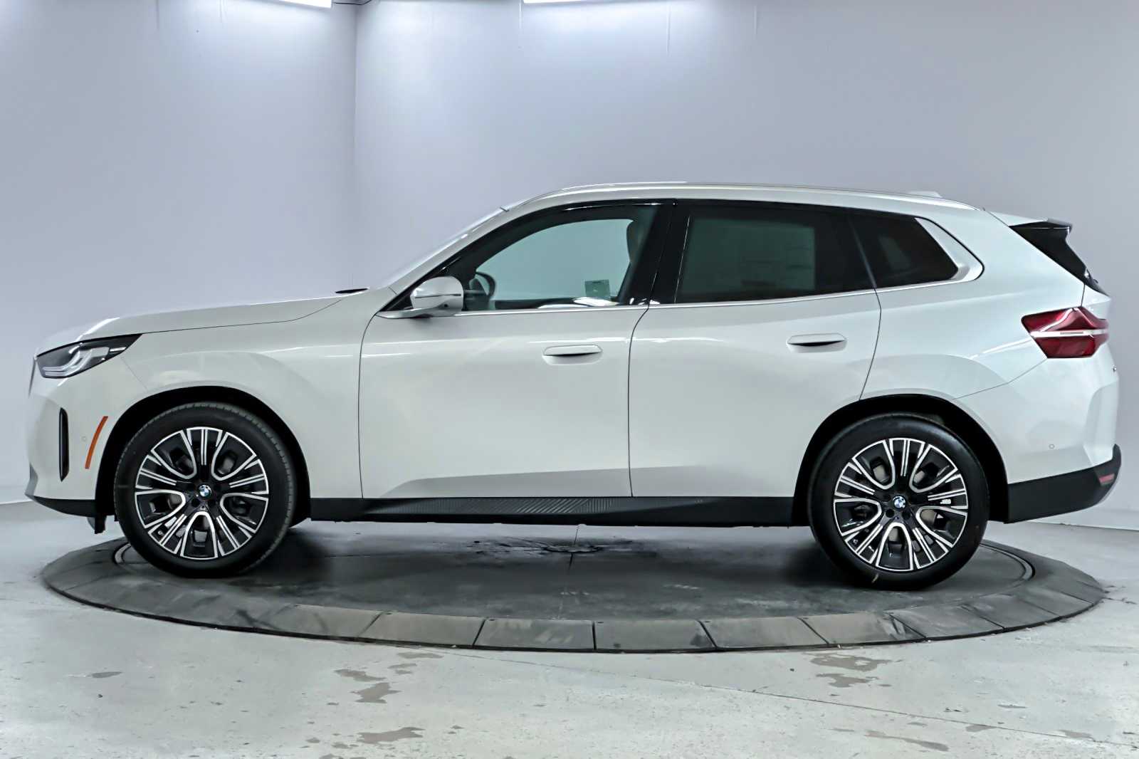 Thumbnail: 2026 BMW X3 - 5