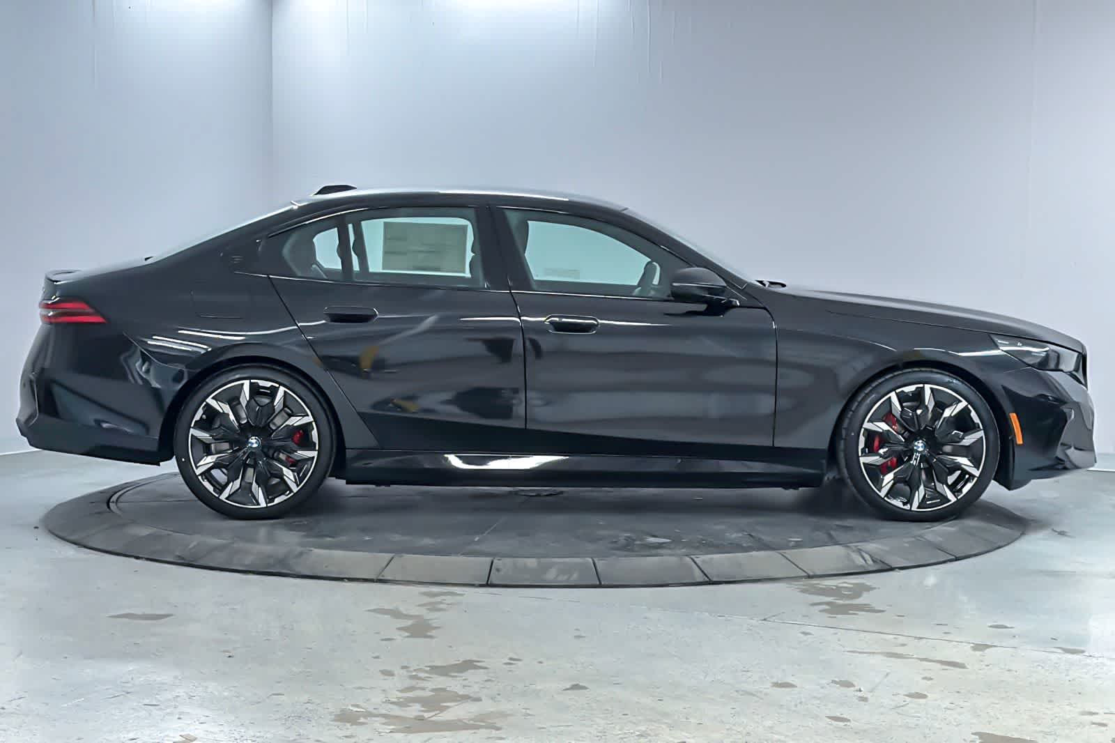 Thumbnail: 2027 BMW 5 Series - 8
