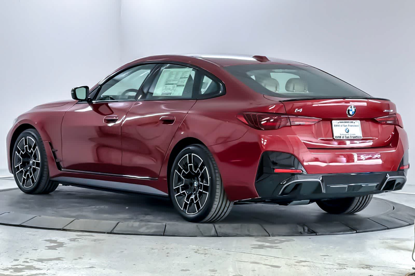 Thumbnail: 2026 BMW i4 - 6