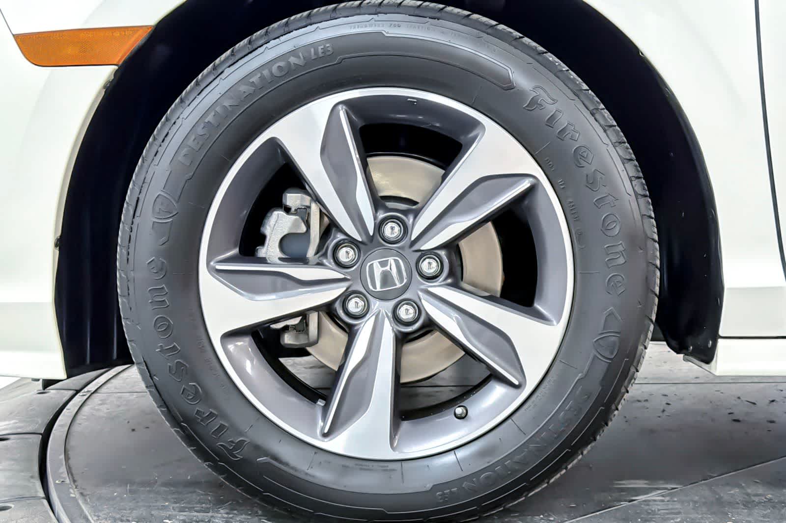 Thumbnail: 2018 Honda Odyssey - 27