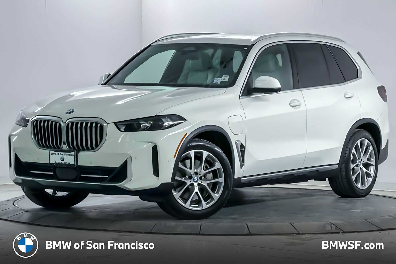 Thumbnail: 2024 BMW X5 - 1