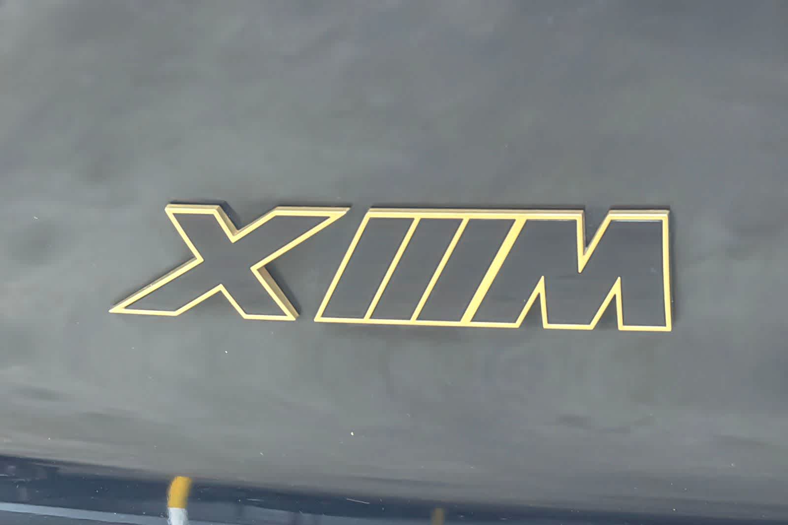 Thumbnail: 2023 BMW XM - 28