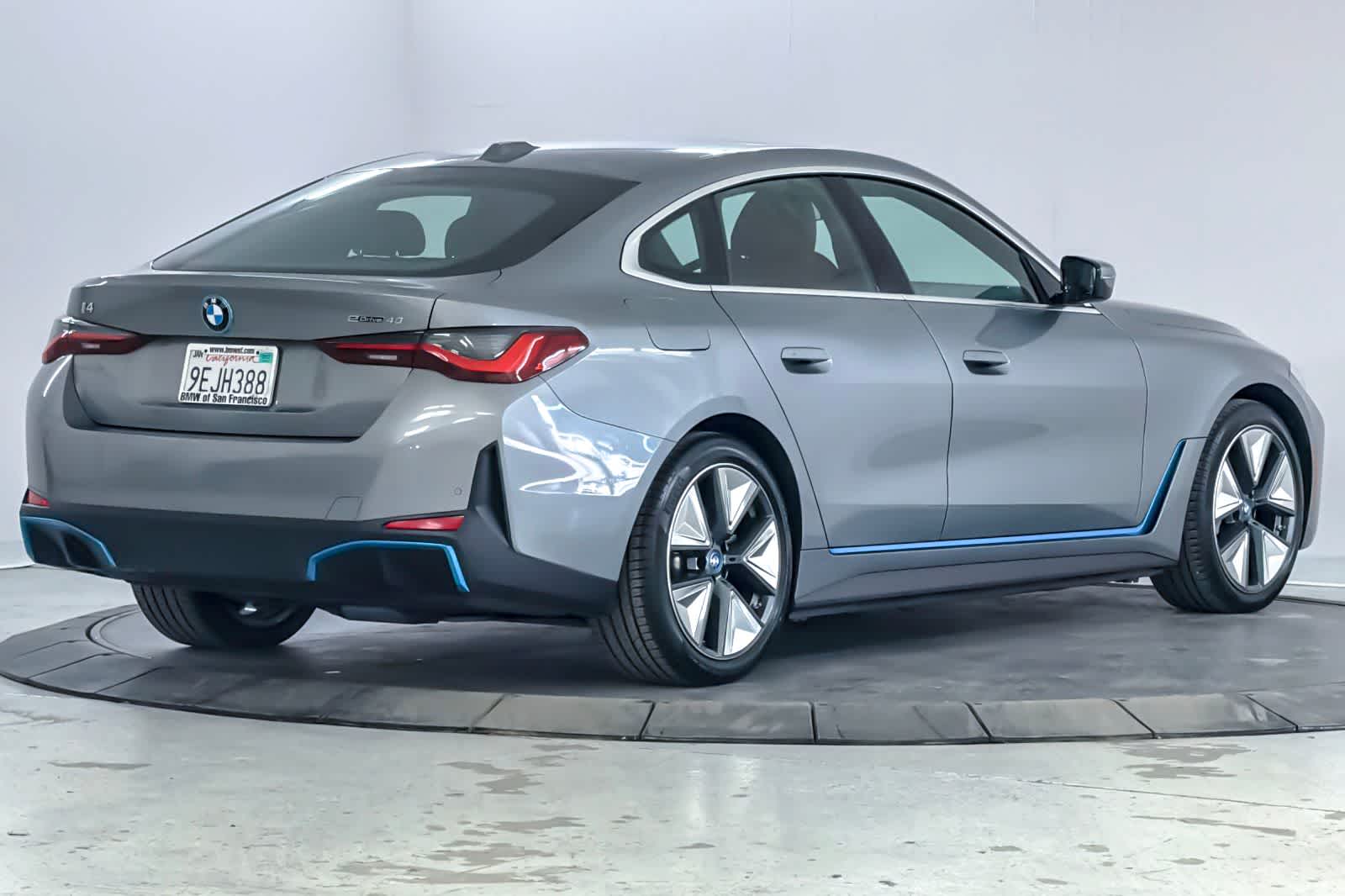 Thumbnail: 2023 BMW i4 - 2