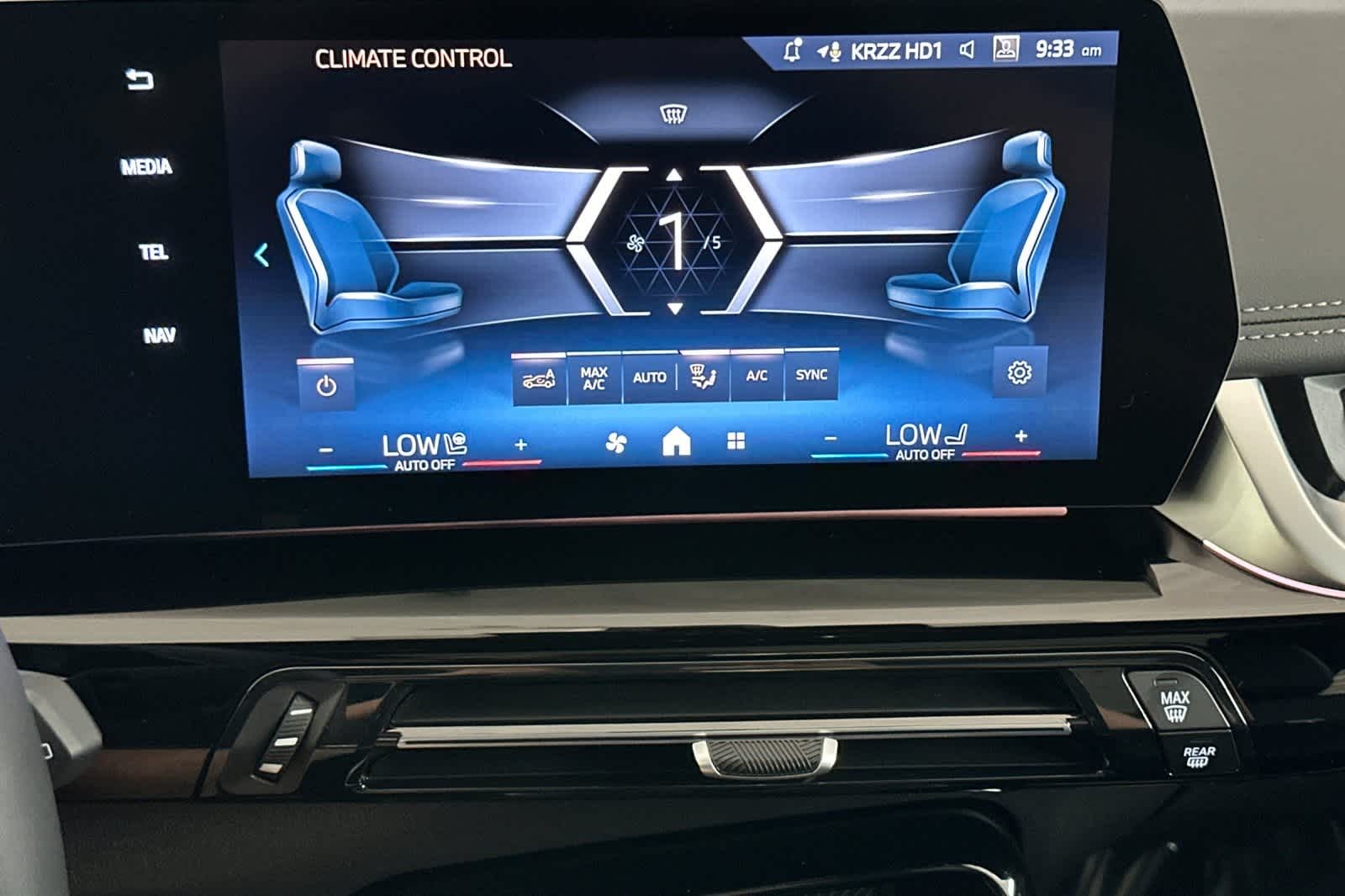 Thumbnail: 2026 BMW X1 - 21