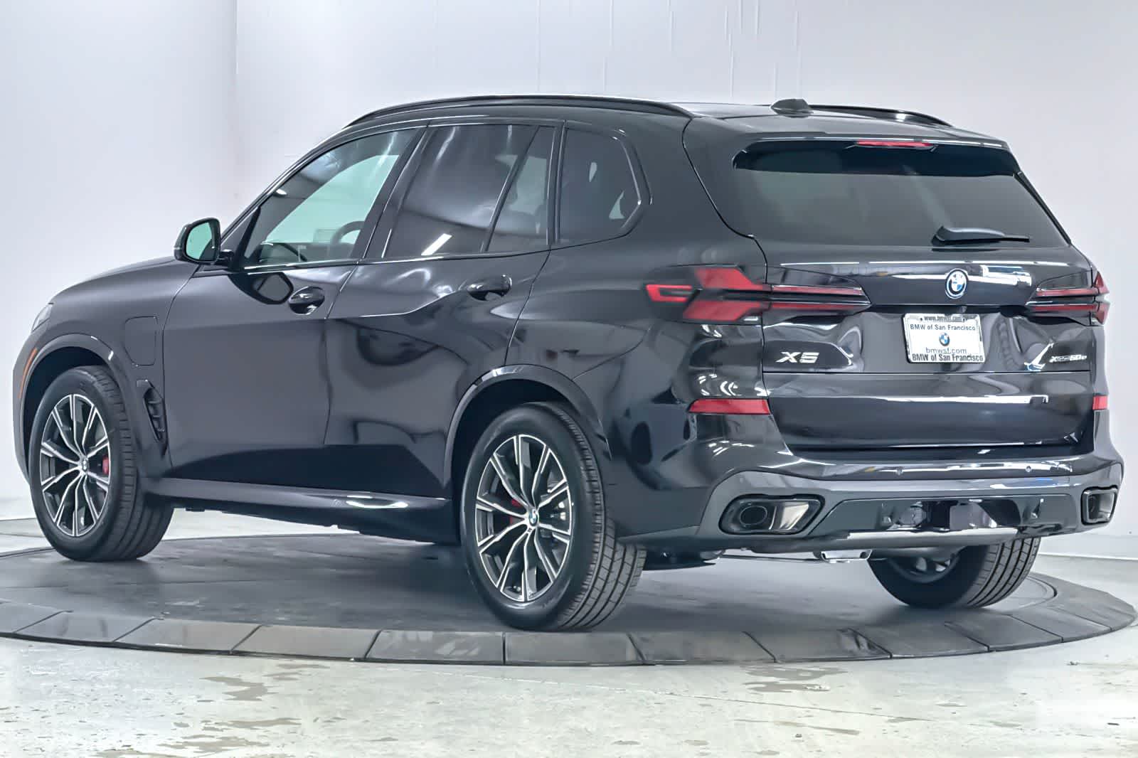 Thumbnail: 2026 BMW X5 - 6