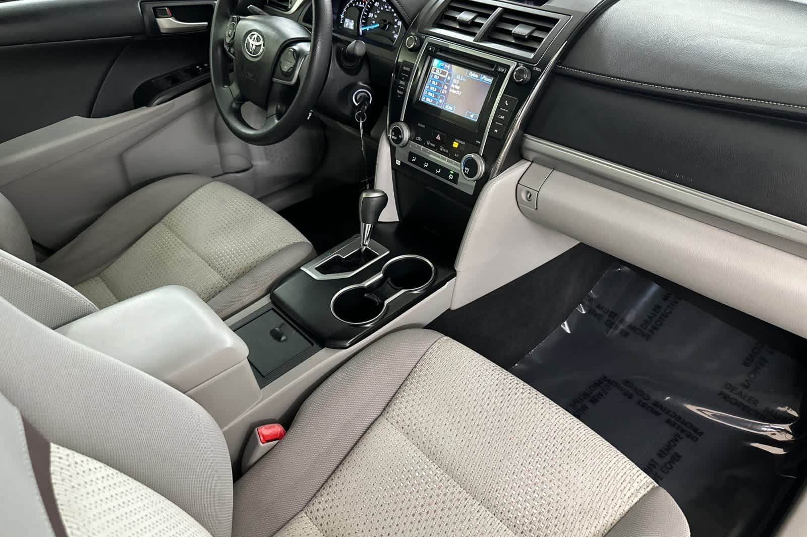 Thumbnail: 2013 Toyota Camry - 15