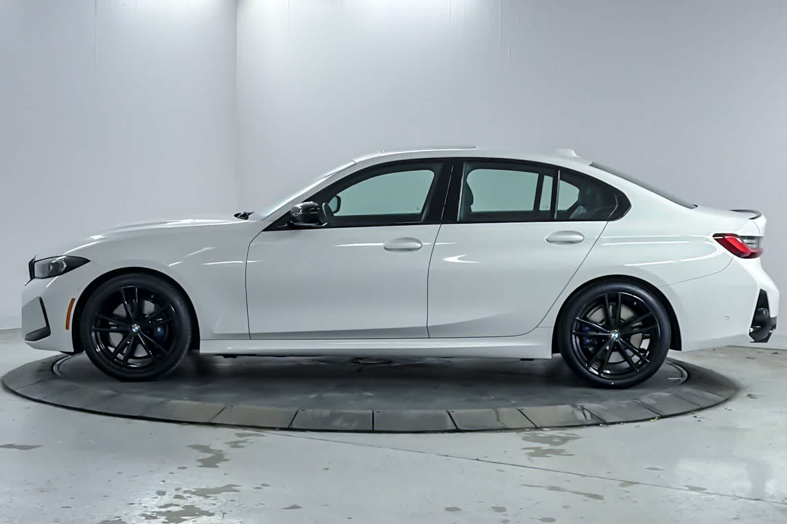 Thumbnail: 2023 BMW 3 Series - 5