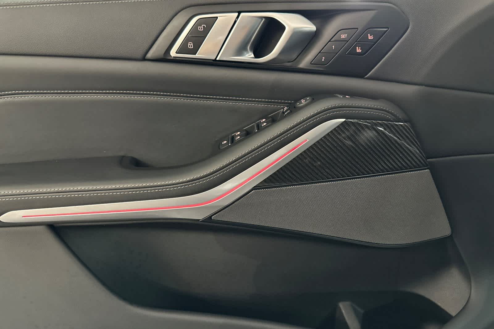 Thumbnail: 2022 BMW X5 - 12