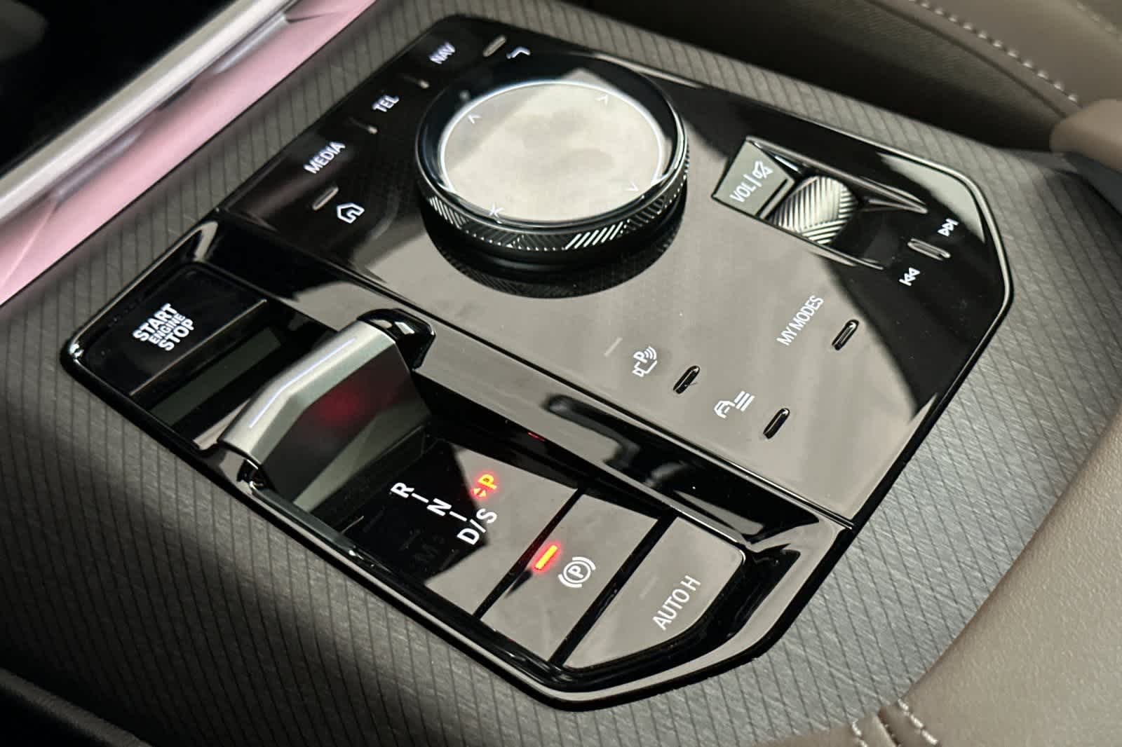 Thumbnail: 2026 BMW X3 - 22