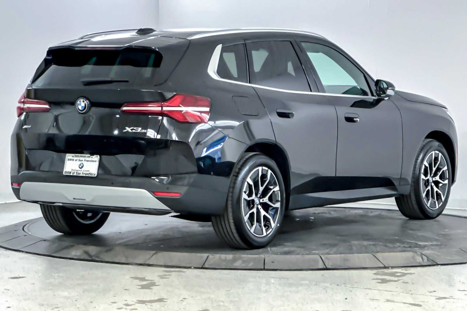 Thumbnail: 2026 BMW X3 - 2