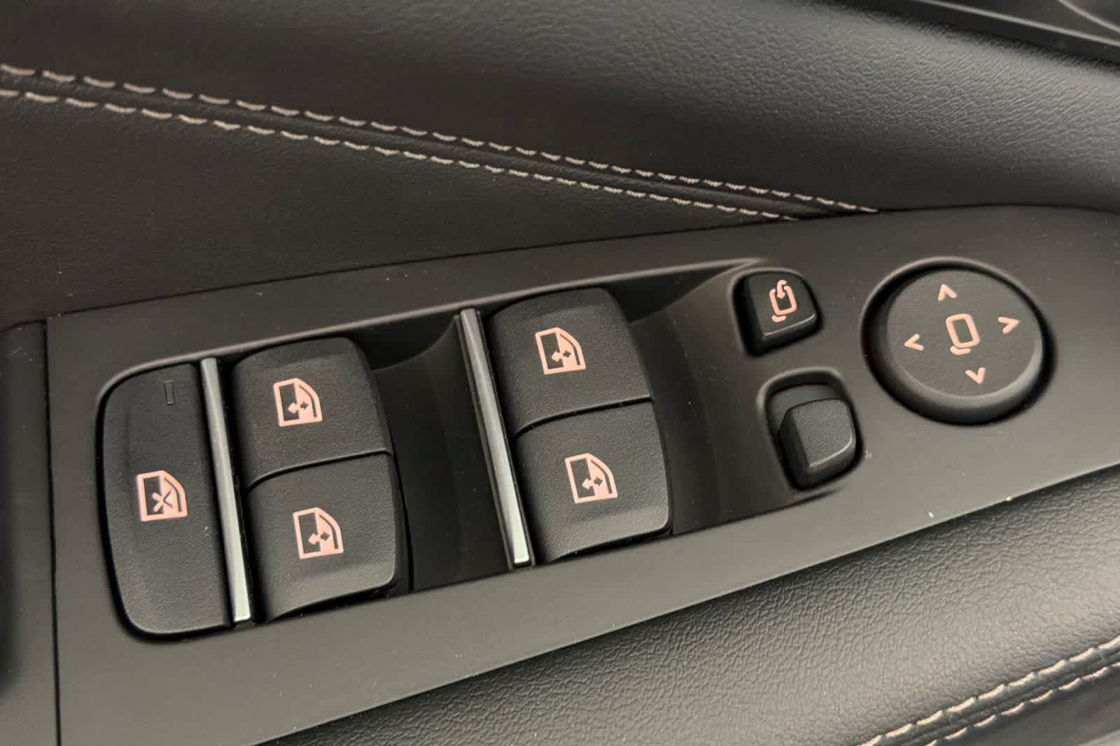 Thumbnail: 2026 BMW X5 - 13