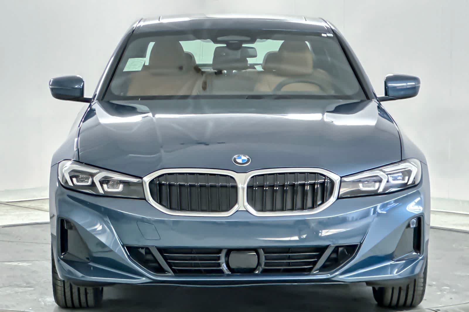 Thumbnail: 2026 BMW 3 Series - 10