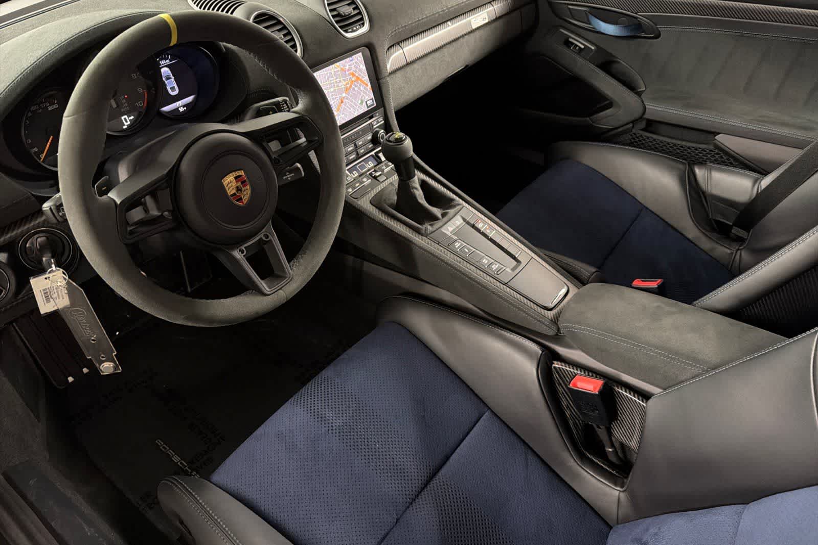 Thumbnail: 2023 Porsche 718 Cayman - 10